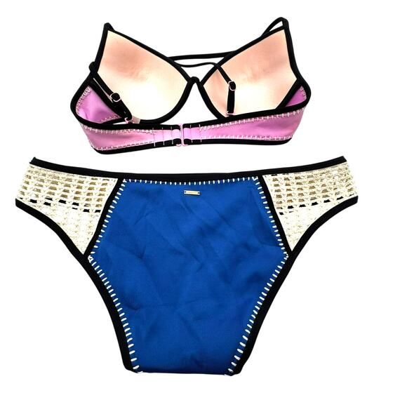 VICTORIA'S SECRET Blue Pink Crochet Boho Hipster Bikini Set 34B Top Large Bottom - Picture 3 of 11